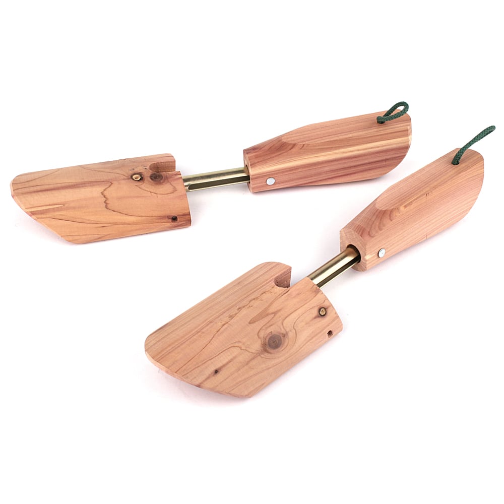 Woodlore - Cedar Shoe Tree Set | Peter 