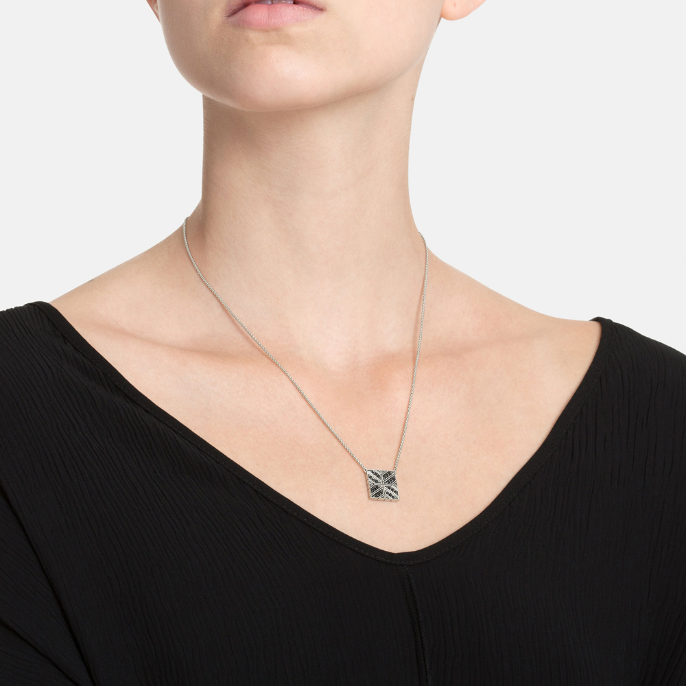 modern necklace for women