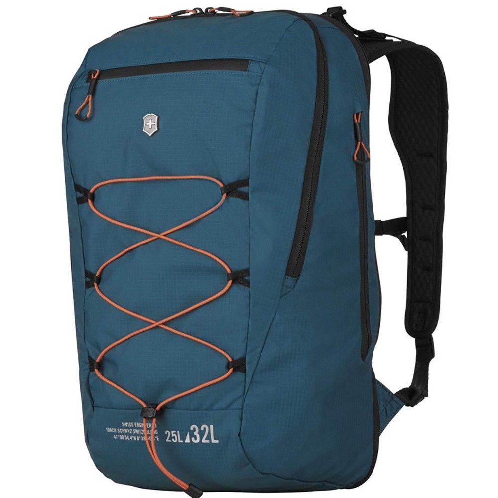 victorinox altmont compact backpack
