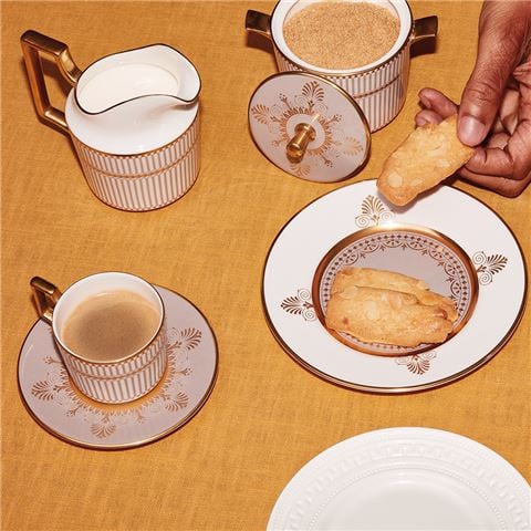 Wedgwood - Anthemion Grey Creamer & Sugar Bowl Set w/18k Gold Accents 2pce