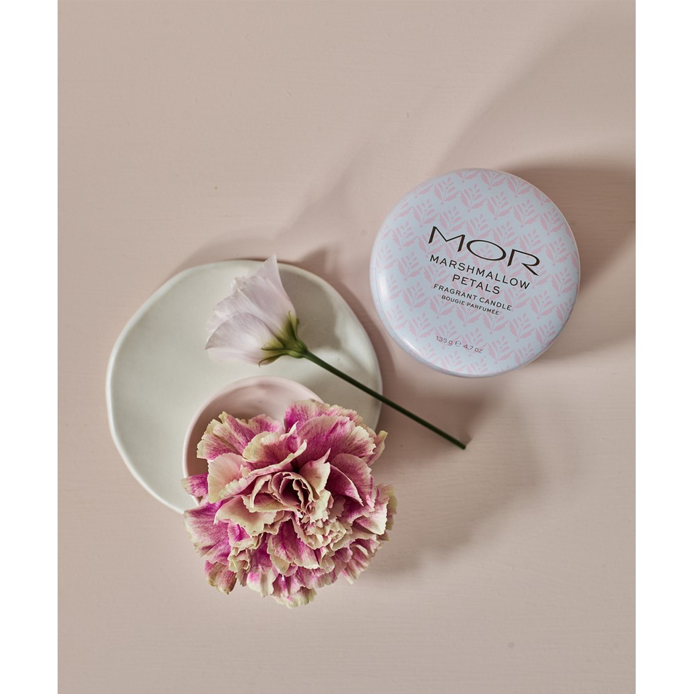 Mor Marshmallow Petals Fragrant Candle 135g Peter's of Kensington