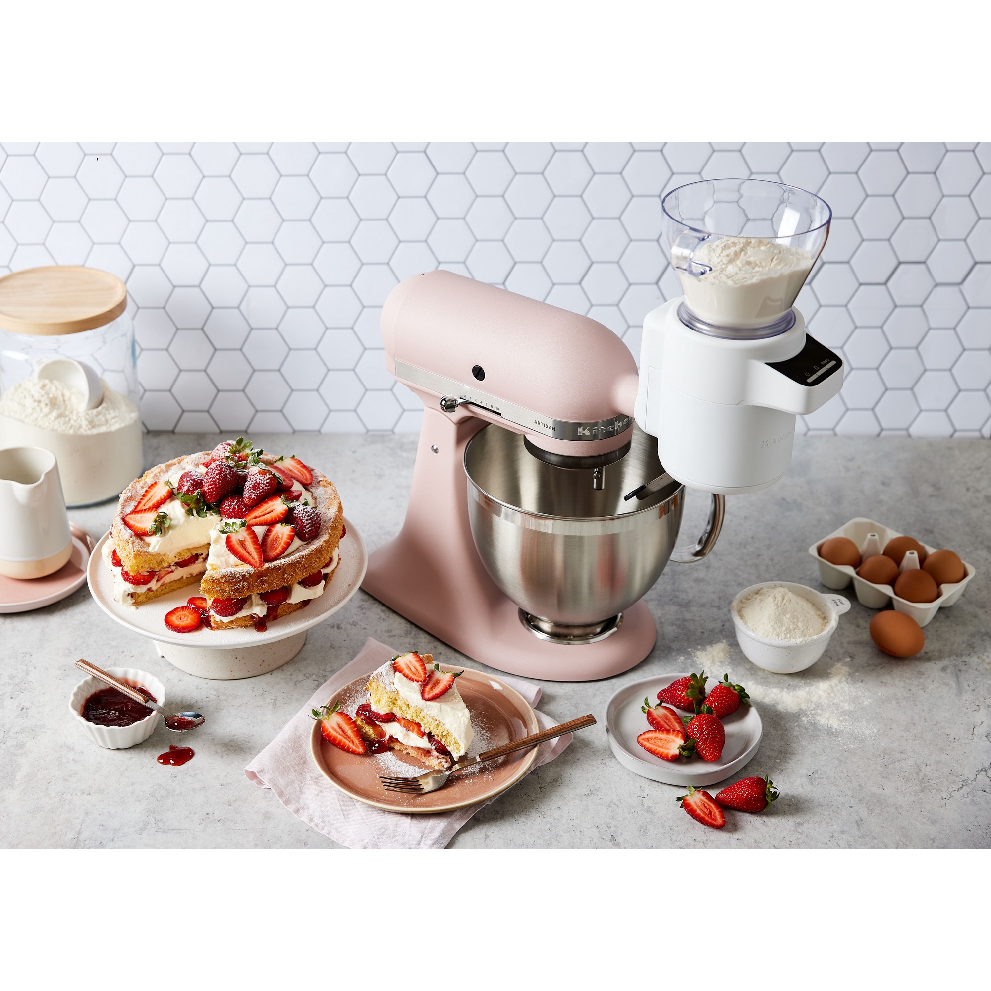 NEW KitchenAid KSM195 Stand Mixer Feathered Pink - Picture 4 of 5