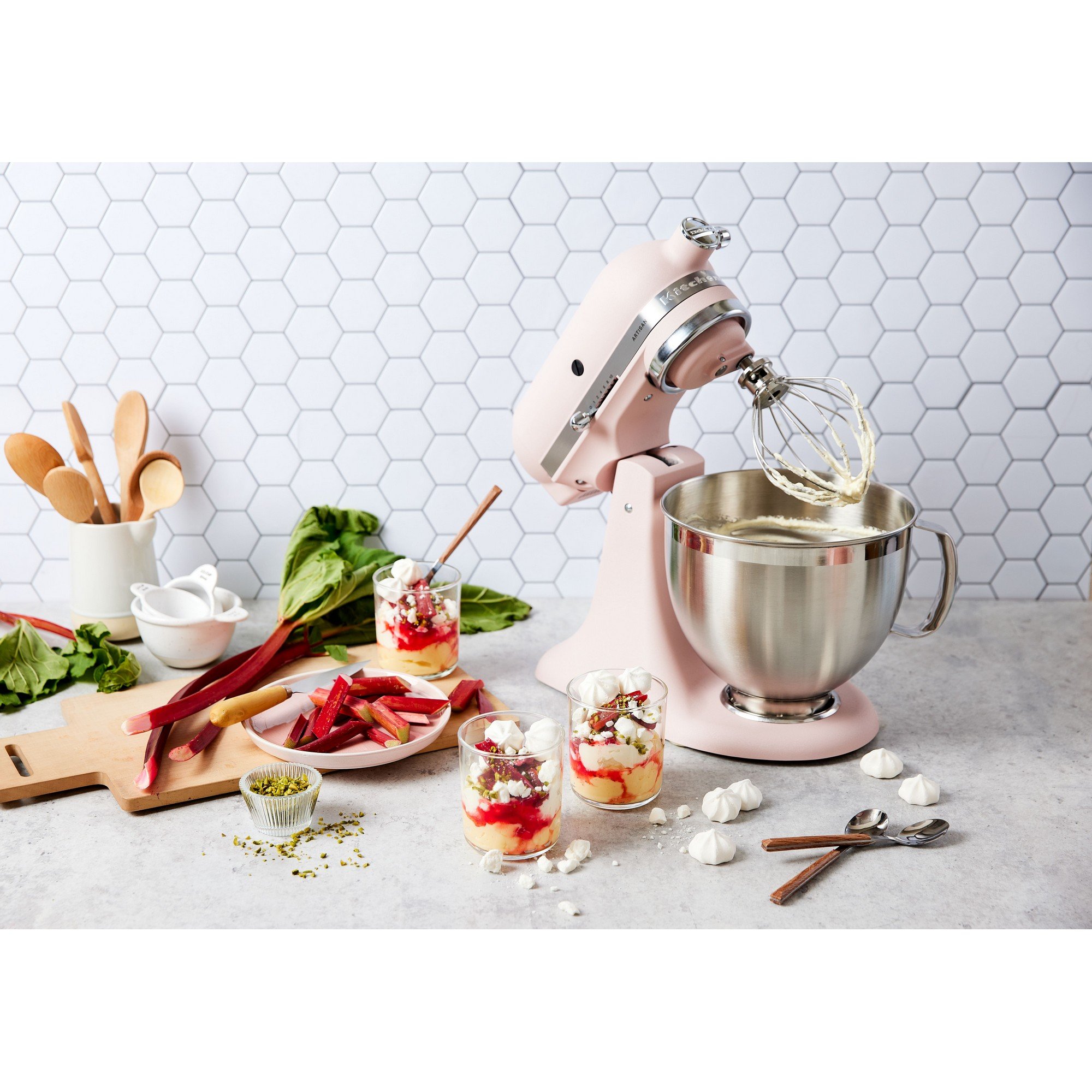 NEW KitchenAid KSM195 Stand Mixer Feathered Pink - Picture 5 of 5