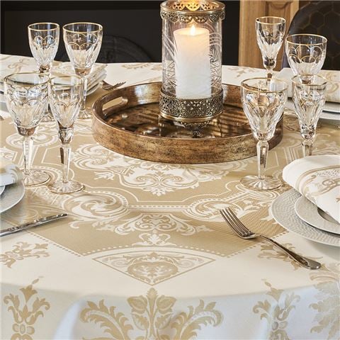 Garnier-Thiebaut Eleonore Doré Tablecloth w/Green Sweet Coating 174x304cm - Peter's of Kensington