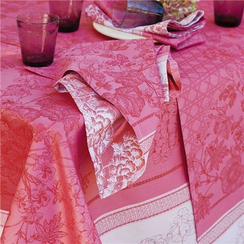 Garnier-Thiebaut - Geraniums Tablecloth Rose Colour Treated 175x255cm