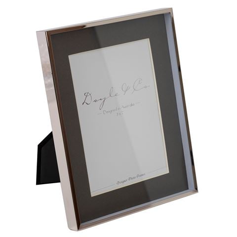 Cardstock Easel 4x6 Photo Frame White w/plain border (sold in 25s