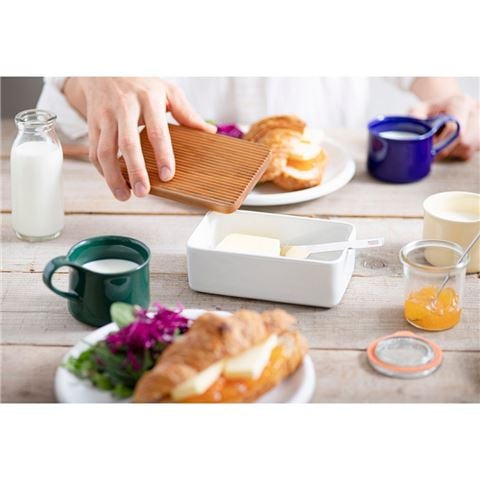 Zero Japan Butter Case With S/S Butter Knife & Cherry Wood Lid White - Peter's of Kensington
