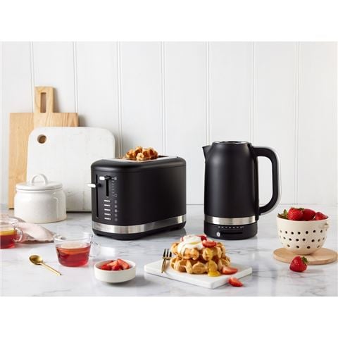 KitchenAid - 5KEK1701ABM Core Kettle Matte Black 1.7L