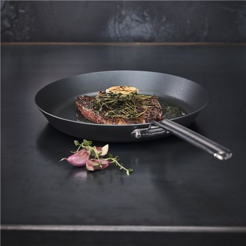Scanpan Black Iron Carbon Steel Frypan 30cm - Peter's of Kensington