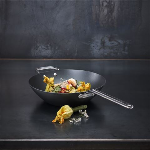Scanpan Black Iron Carbon Steel Wok 30cm - Peter's of Kensington
