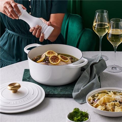 Le Creuset - Salt Mill White 21cm