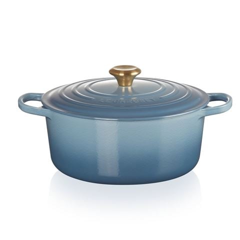 Le Creuset Signature Round Casserole Chambray 28cm/6.7L - Peter's of Kensington