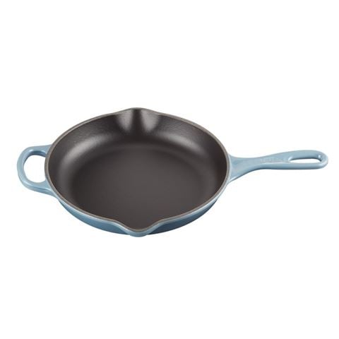 Le Creuset Signature Round Skillet Chambray 26cm - Peter's of Kensington