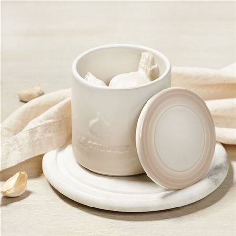 Le Creuset - Stoneware Garlic Keeper  Meringue