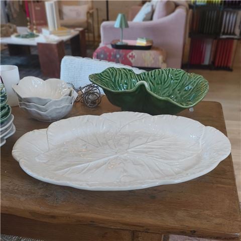 Bordallo Pinheiro - Cabbage Oval Platter White Small 37.5cm
