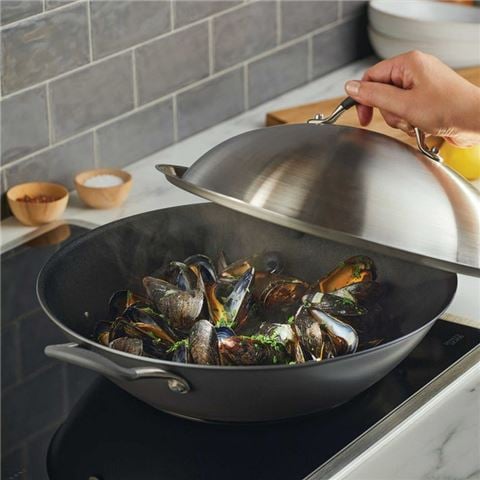Circulon - ScratchDefense A1 Nonstick Induction Wok 36cm