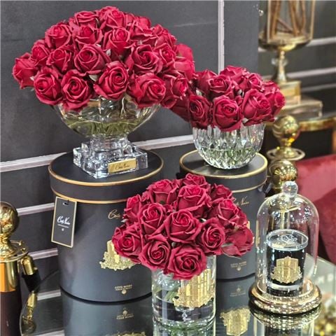 Cote Noire Luxury Centrepiece w/37 Red Rose Buds In Footed Vase & Gold Crest - Peter's of Kensington
