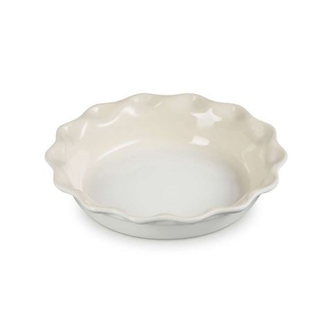 Le Creuset Heritage Fluted Pie Dish Meringue 23cm - Peter's of Kensington