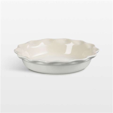Le Creuset Heritage Fluted Pie Dish Meringue 23cm - Peter's of Kensington