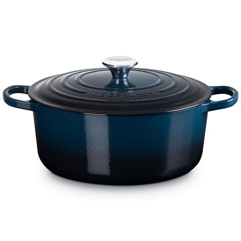 Le Creuset Signature Round Casserole Nuit 28cm/6.7L - Peter's of Kensington