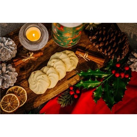 Farmhouse - Winter Animals Lemon & Orange Whirl Biscuit Tube 300g