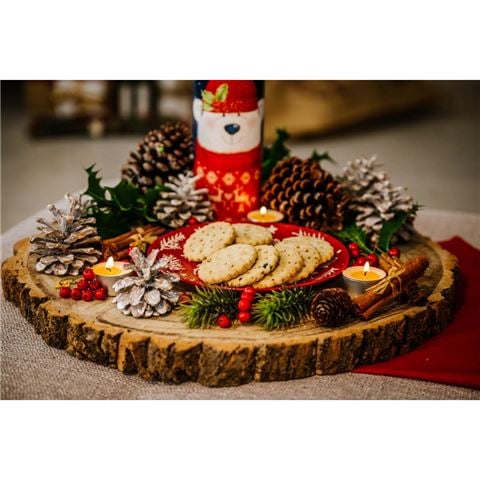 Farmhouse - Polar Bear Biscuit Tube 240g