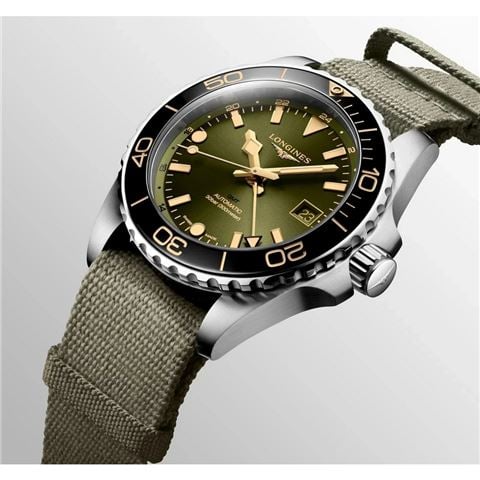 Longines - Hydroconquest Auto. Watch S. Steel w/Green Sunray Dial 41mm L37904062