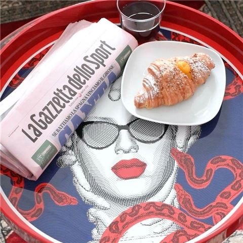 Baci Milano - Sagrada Familia Round Tray La Vipera 50cm