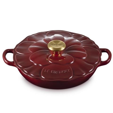 Le Creuset Signature Petal Shallow Casserole Garnet 26cm/2.2L - Peter's of Kensington
