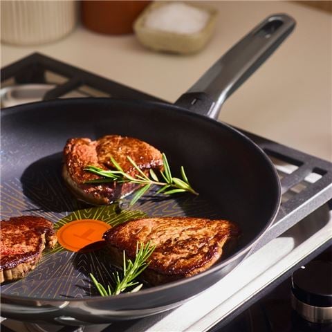 Tefal - Emotion+ Flavours Induction S.S Oil Concentrating Non-Stick Frypan 24cm