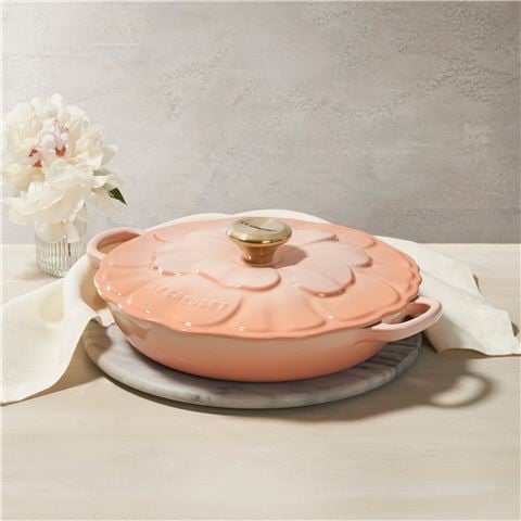 Le Creuset Signature Petal Shallow Casserole Peche 26cm/2.2L - Peter's of Kensington