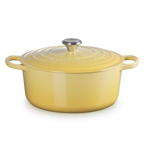 Le Creuset Signature Round Casserole Camomille 28cm/6.7L - Peter's of Kensington