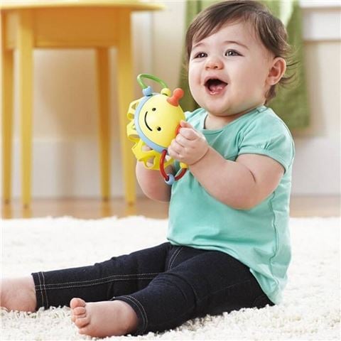 SkipHop - Explore & More Bee Roll Around Rattle Toy