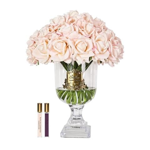 Cote Noire - Versailles French Rose Bouquet with Gold Badge