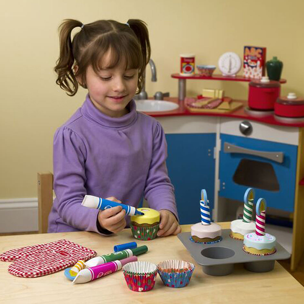 wooden bake and decorate cupcake set