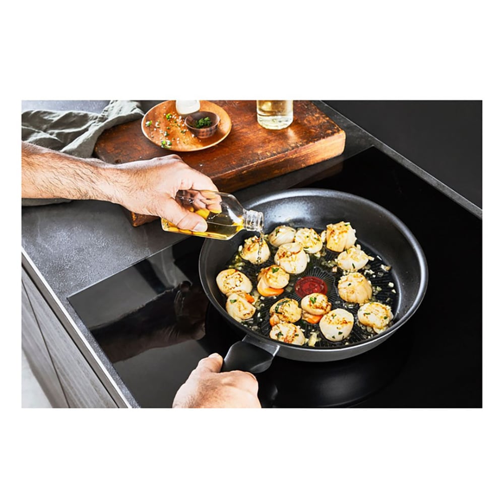 Tefal Unlimited Induction Nonstick Frypan Set 2630cm Peters Of