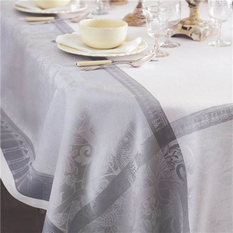 Garnier-Thiebaut - Symphonie Nuage Tablecloth 174x174cm