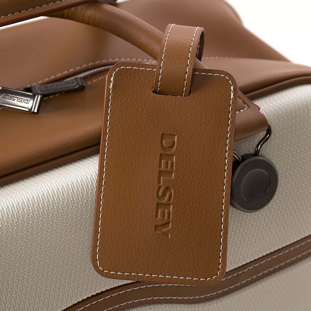 delsey travel pouch