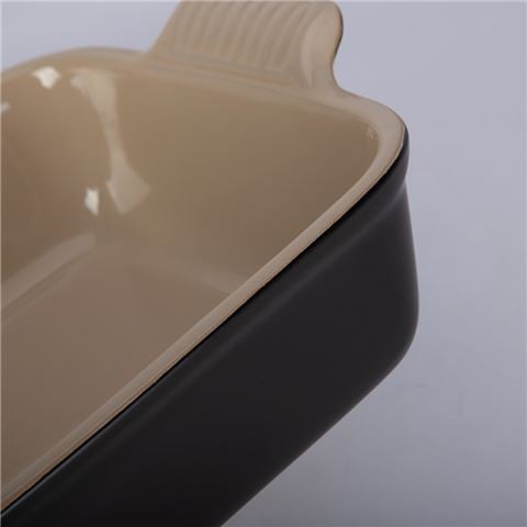 Le Creuset - Heritage Rectangular Dish Satin Black 26cm