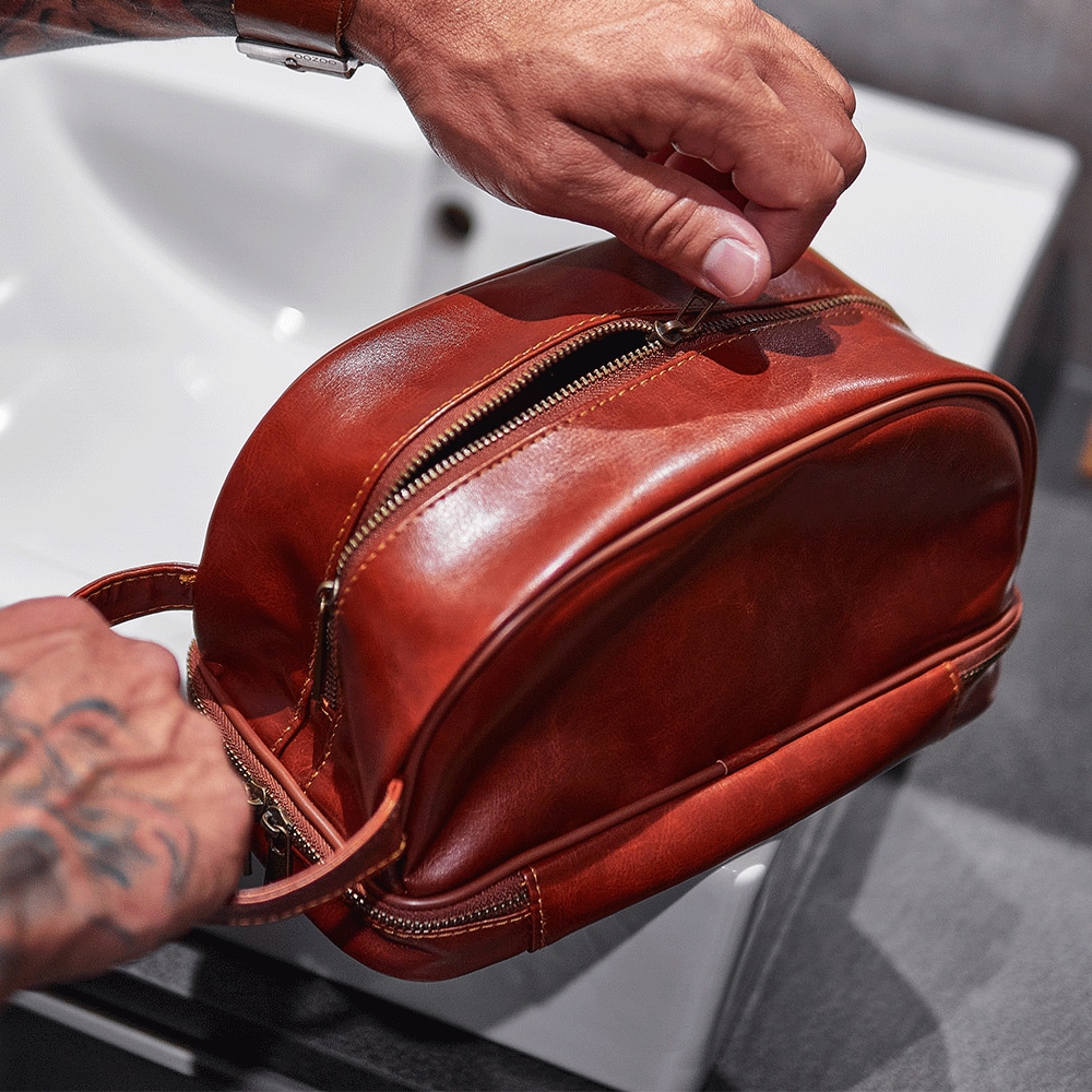 gentleman's toiletry bag