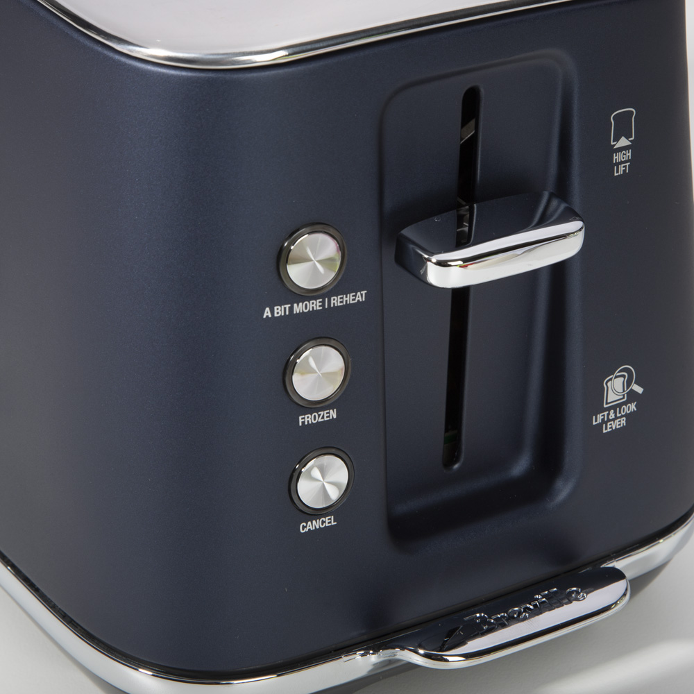 Breville Toast Select Luxe Toaster BTA735DBL Damson Blue Peter