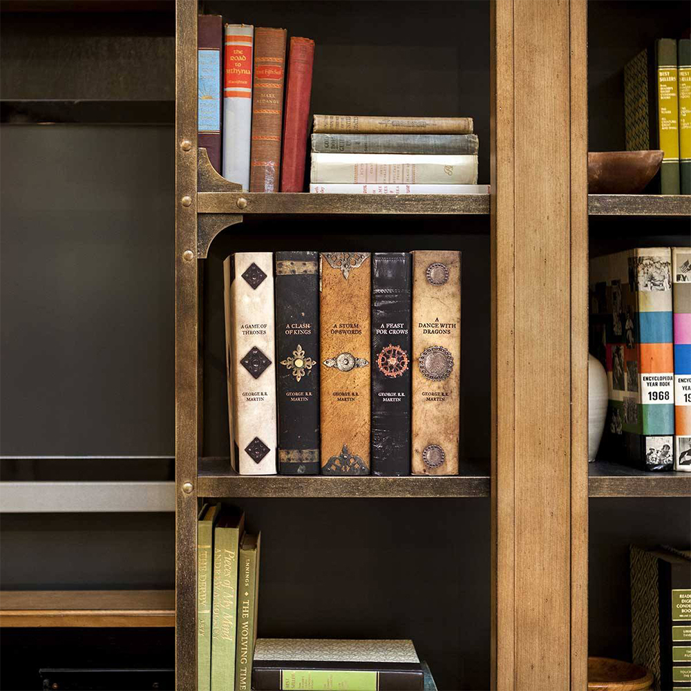 Collectors Library Game Of Thrones Armor Set 5pce Peter's of Kensington