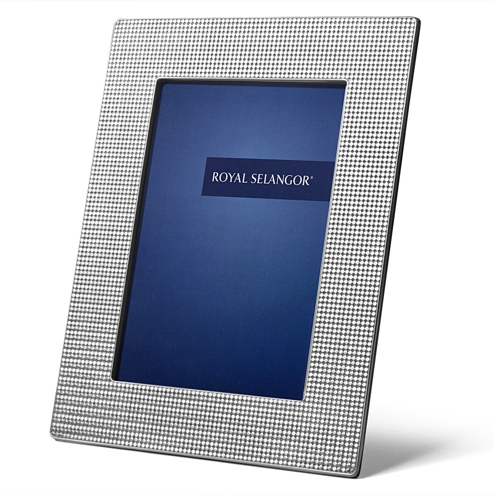 Royal Selangor - Mirage Mesh Photo Frame 12x17.5cm | Peter's of Kensington