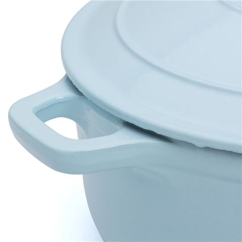 Chasseur Round French Oven Duck Egg Blue 28cm/6L - Peter's of Kensington