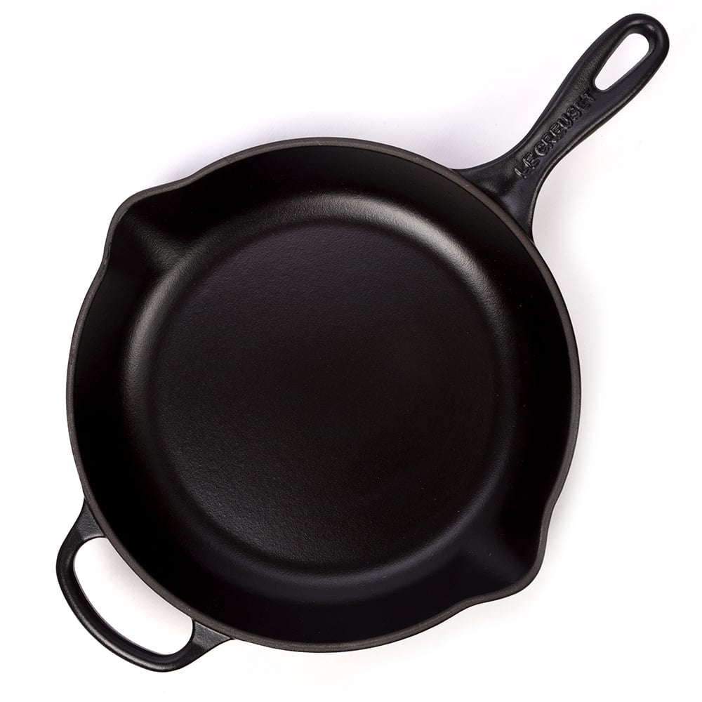 Le Creuset Signature Round Skillet Satin Black 26cm Peter's of