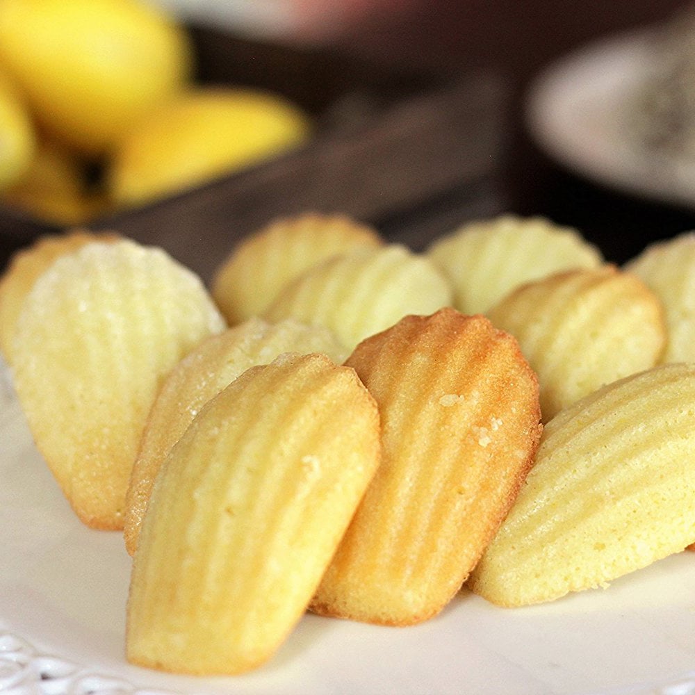 USA Pan Madeleine Pan 16 Cup Peter's of Kensington