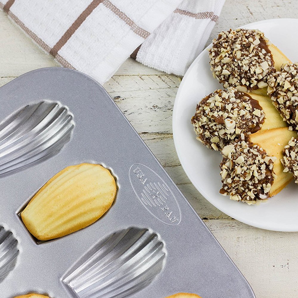 USA Pan Madeleine Pan 16 Cup Peter's of Kensington