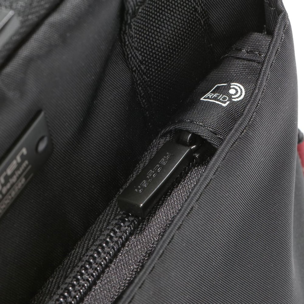 Hedgren Inter City Trek Black Peter's of Kensington