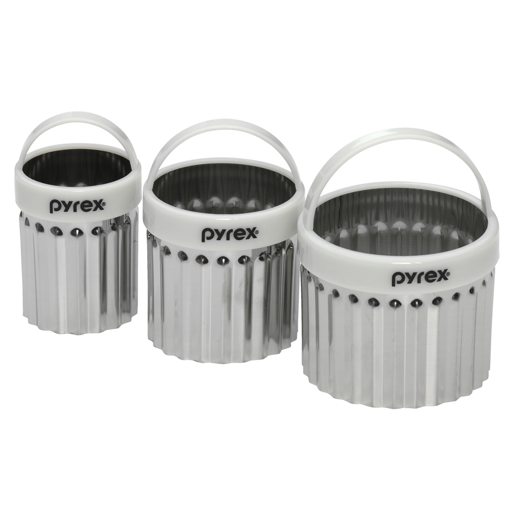 Pyrex Platinum Fluted Scone Cutter Set 3pce Peter's of Kensington