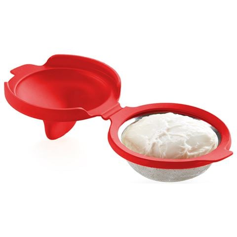 Lekue Egg Poacher Red - Peter's of Kensington